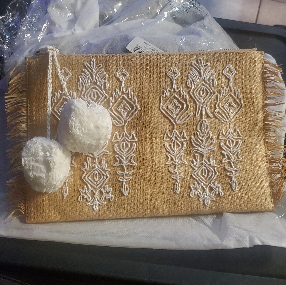 Deux Lux Boho Tan and White Straw Pouch